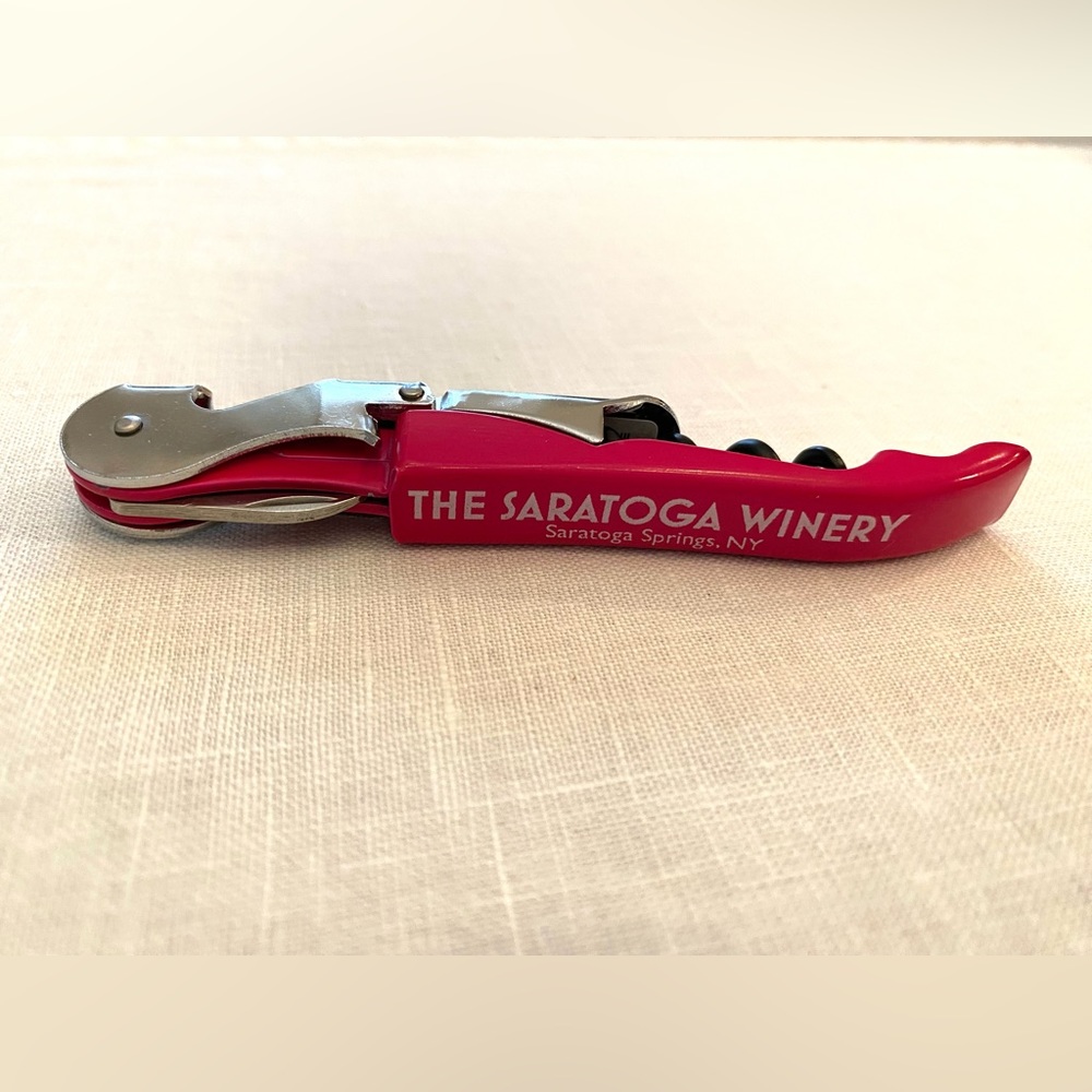 NWOTs Wine Opener, pink.